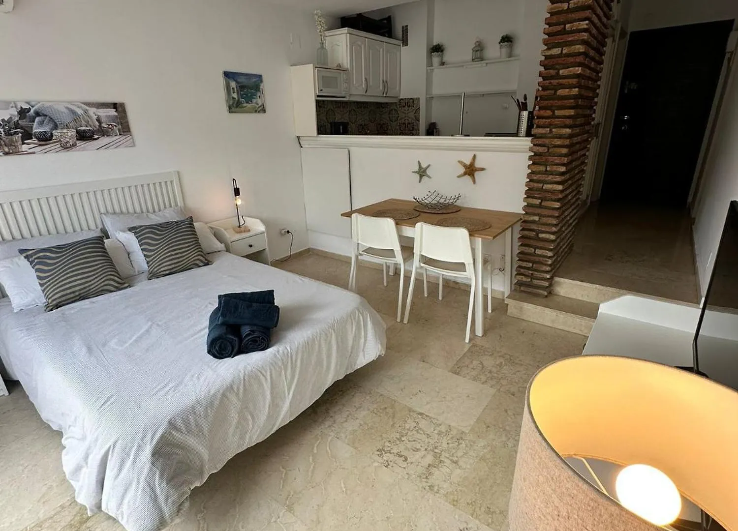 Benavista Studio El Paraiso Estepona 0*,